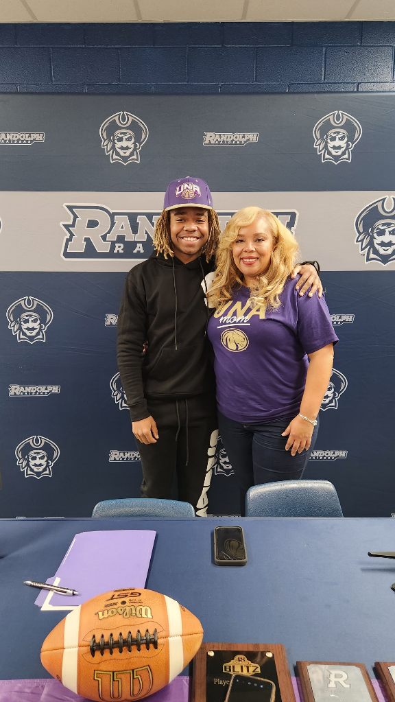 Micca Strong tweet media