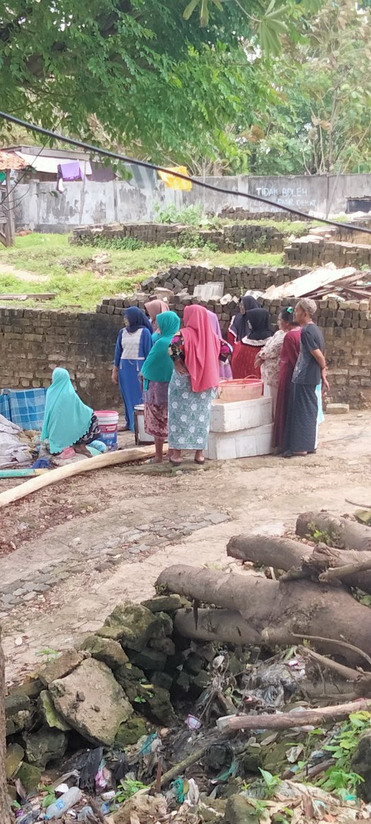 FikiEfendi20's tweet photo. Rabu (08/02/2023), Fiki Efendi, Luhkan Kab Pamekasan, di KUB Tanjung Permai desa kapong kec batumarmar, melaporkan hasil tangkapan ikan teri nasi 350 kg, harga Rp.26.000/Kg #LuhLapor @bppp_banyuwangi @puslatluhkp #tangkap #GiatLuhkanSatminkalBwi #Pmekasan https://t.co/WenXRv3b4z