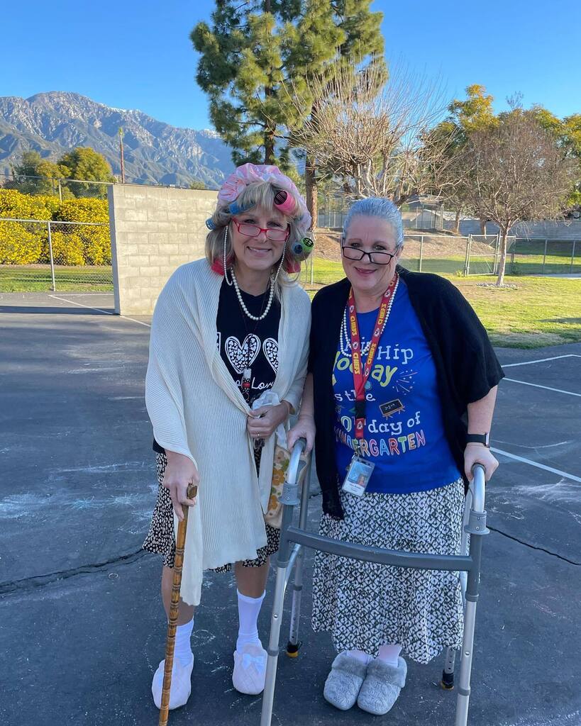 PepperTreeUUSD's tweet photo. 100 days of school for our Panthers and the learning continues! Happy 100th day to our kinders! 🐾💙 https://t.co/gsO4PMn9uQ https://t.co/pVfTbu3pfu