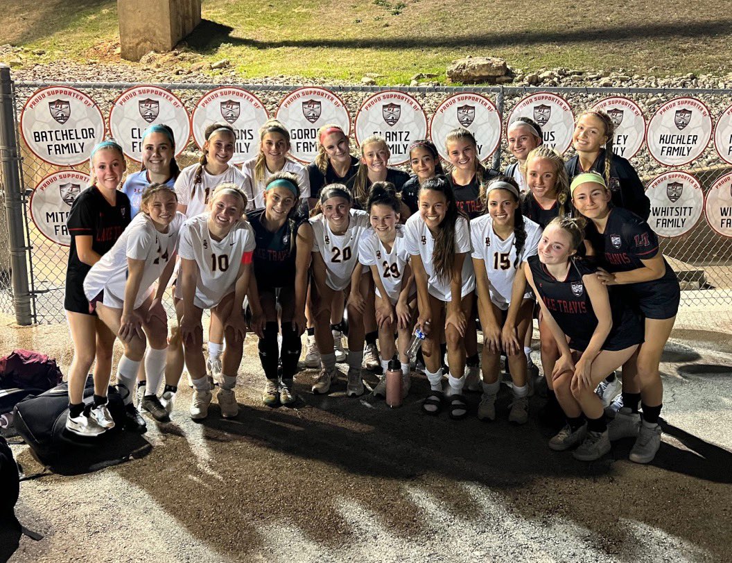 Mia Ferrell tweet media