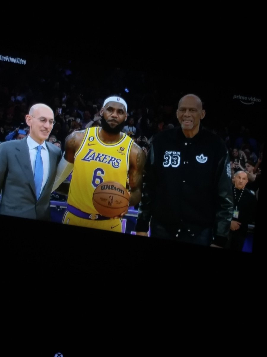 Luiz_Mega19's tweet photo. #nbaprimevideo Papai LeBron roubou meu coração que noite pra ficar na história da NBA. https://t.co/EuxJkXhSp2