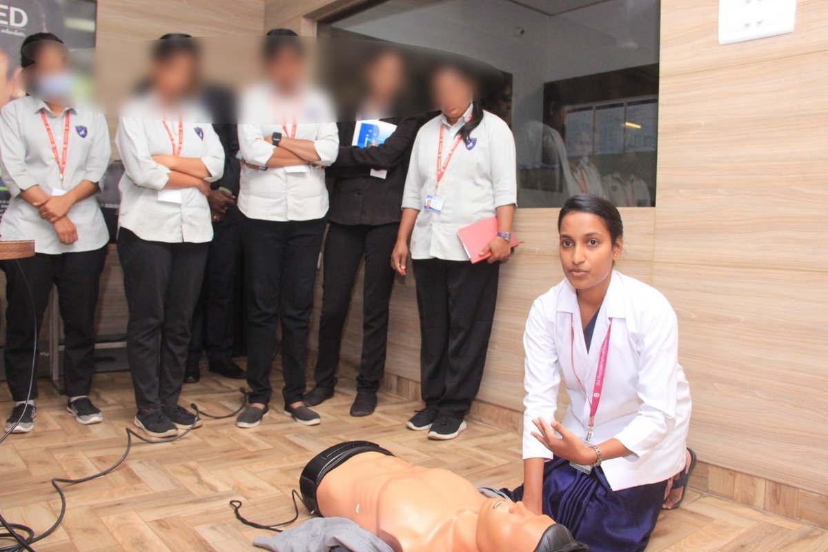 basix_health's tweet photo. First Aid Training session at a school in Coimbatore
#HealthBasix #Healtheducation #Healthcare https://t.co/gYRlAMpCvM