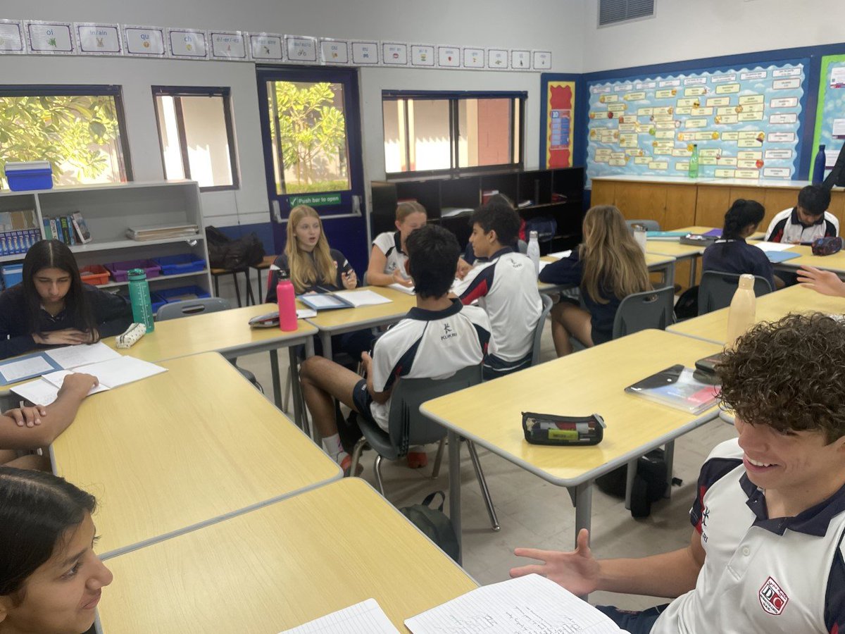 DC Modern Foreign Languages (@dcol_mfl) on Twitter photo Our Year 10 students love challenging one another with their Throwback Thursday Questions! A simple low-stakes quizzing task from <a href="/KateJones_teach/">Kate Jones</a> with high impact on recall of key vocabulary & grammar π§ πͺ #allaboardthebraintrain #reviseandretrieve <a href="/DCol_Cognition/">DC Science of Learning</a> Our Year 10 students love challenging one another with their Throwback Thursday Questions! A simple low-stakes quizzing task from <a href="/KateJones_teach/">Kate Jones</a> with high impact on recall of key vocabulary & grammar π§ πͺ #allaboardthebraintrain #reviseandretrieve <a href="/DCol_Cognition/">DC Science of Learning</a>