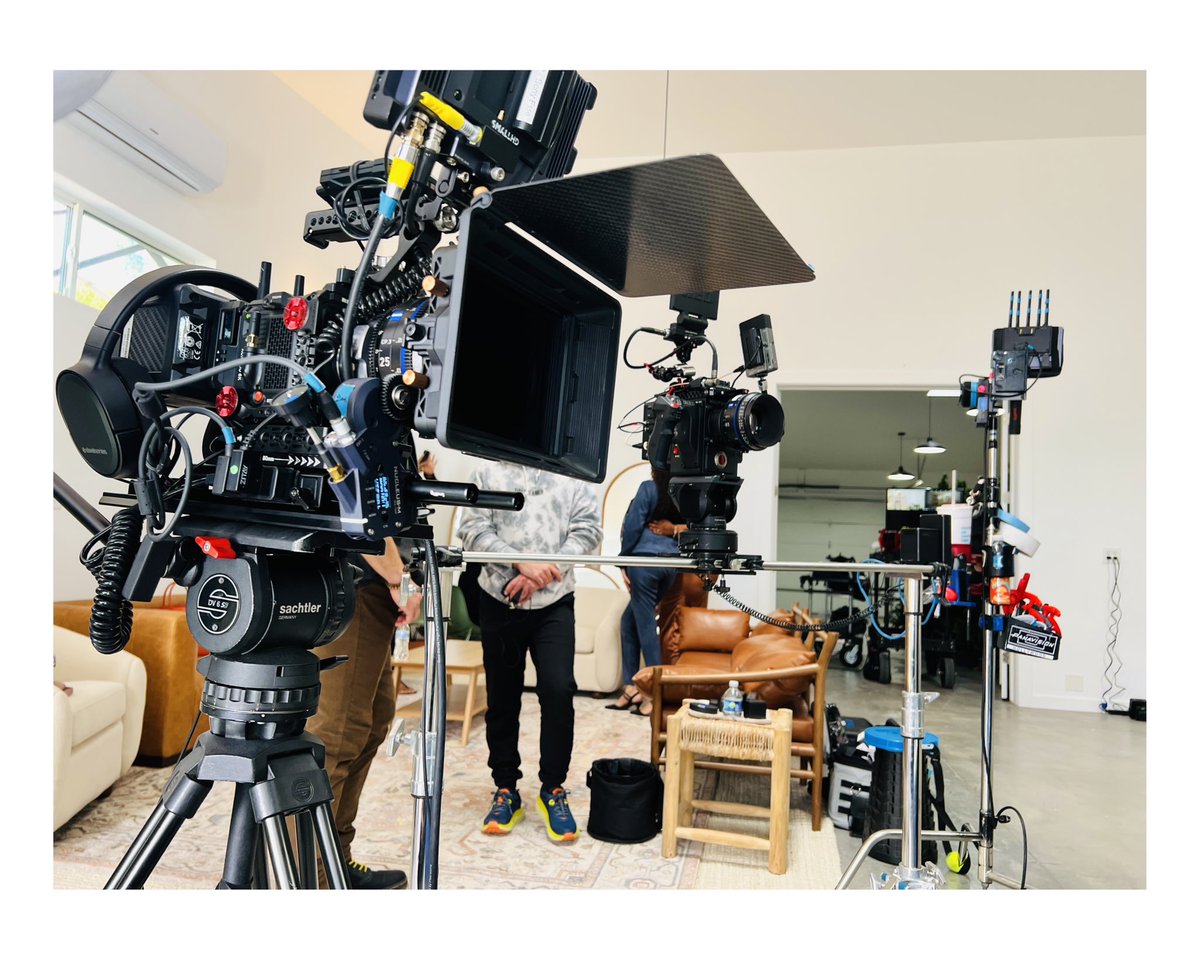 HunterRGoetz's tweet image. January camera builds.  Off to the races in the first month of the new year. 

#cameradept #cameradepartment #focuspuller #focuspulleratwork #1stassistantcamera #1stac #cinematography