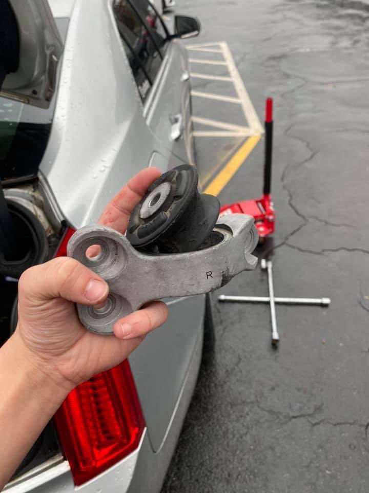 slughoused's tweet photo. this one time my coilover pushed my shock mount bushing into my fuel line in the middle of nowhere and it burst while i was on the interstate https://t.co/GptVKRQ0xE