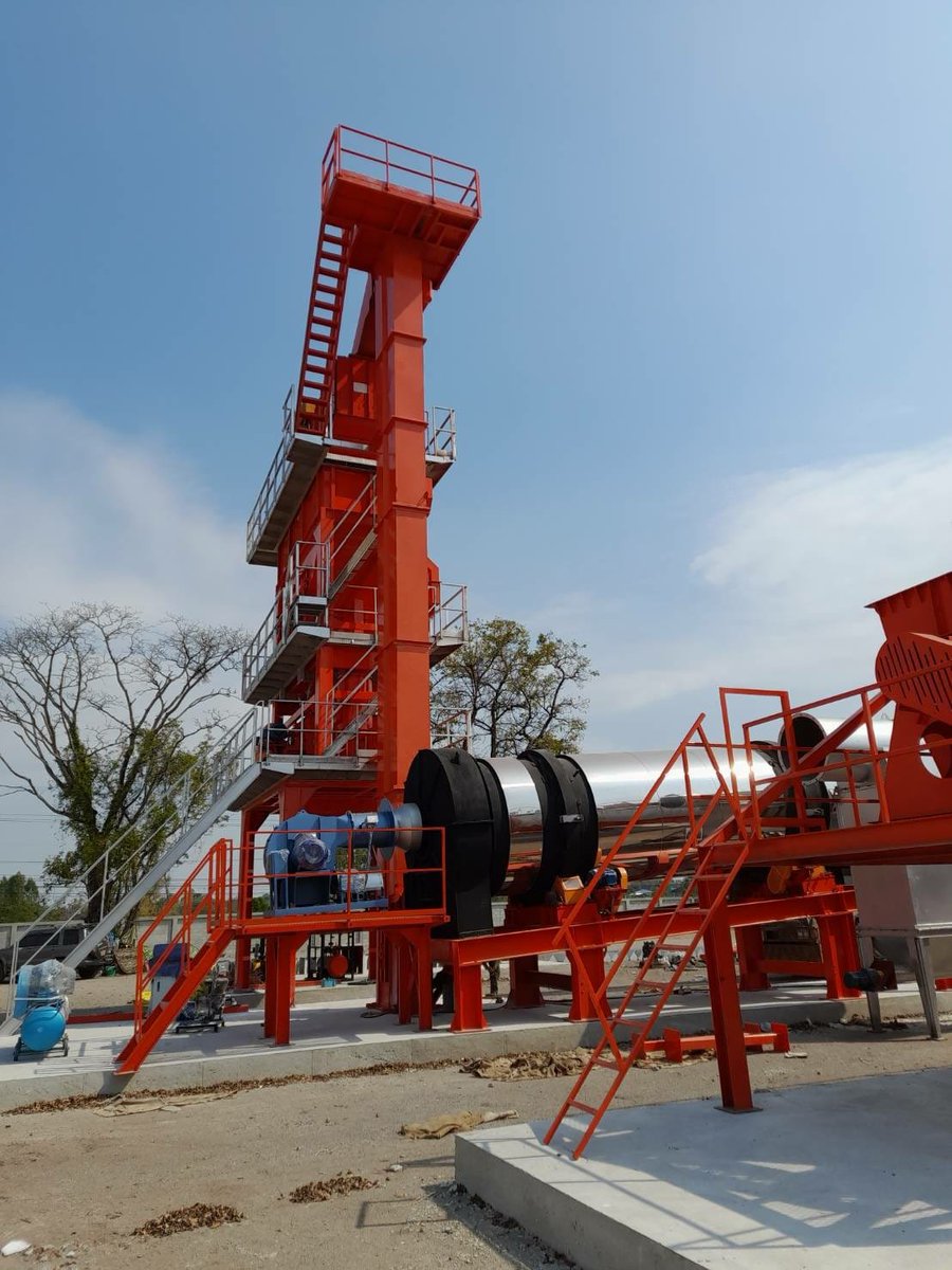 burner_ebico's tweet photo. On-site picture sharing from Thailand customers, EBICO EBS900NQ working site in asphalt mixing plant.
#ebico #ebicoburner #asphalt #mixing #onsite #industrial #industrialburner https://t.co/Tpcn1ndu9l