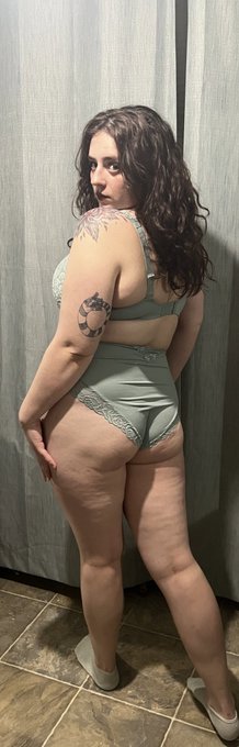 New lingerie set 💚  See more on my  https://t.co/0SOFxkdk0B https://t.co/egsgL5JHrm<a href="/tag/phmodelcontest"class="tags"><span>#phmodelcontest</span></a>