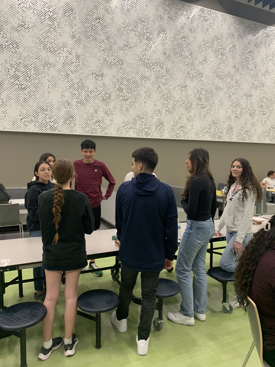 ahall06_MHS's tweet photo. DECA/NTHS Game night was a success!! #Teambonding #GameNight #Clubcollaboration π²πππ½ https://t.co/Knw7lg7f03