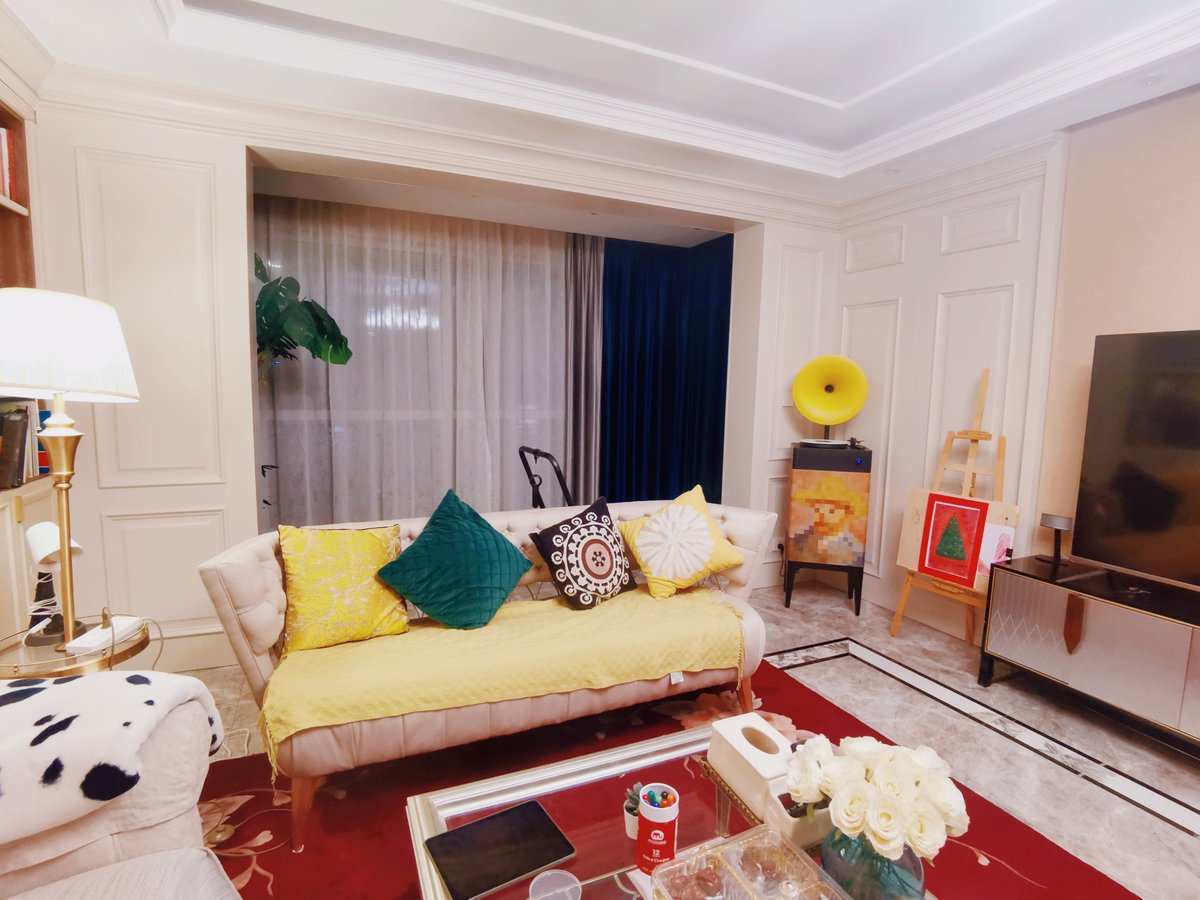 Fennessy_LP's tweet image. "Step back in time and experience the magic of vinyl records with our turntable! Enjoy the warm, rich sound of analog music and create a truly unique listening experience. Upgrade your home sound system today! #Turntable #Vinyl #AnalogMusic #HomeSoundSystem #MusicLovers"