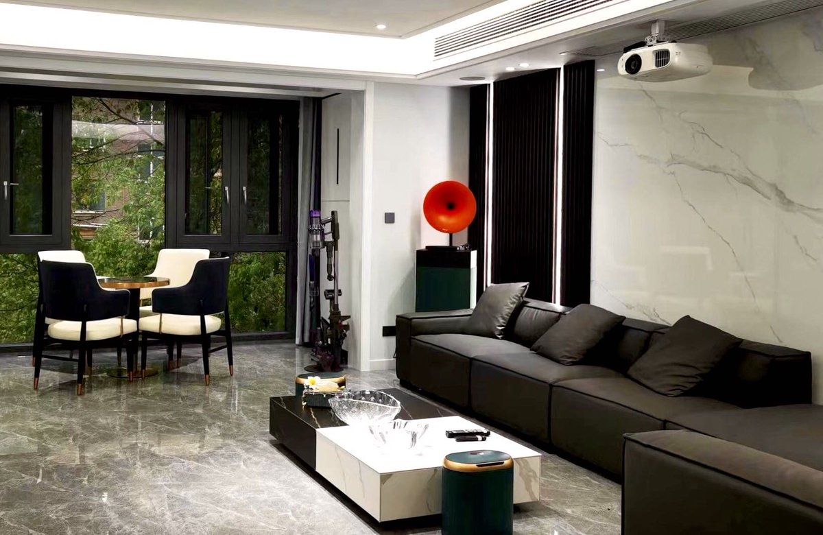 Fennessy_LP's tweet image. "Step back in time and experience the magic of vinyl records with our turntable! Enjoy the warm, rich sound of analog music and create a truly unique listening experience. Upgrade your home sound system today! #Turntable #Vinyl #AnalogMusic #HomeSoundSystem #MusicLovers"