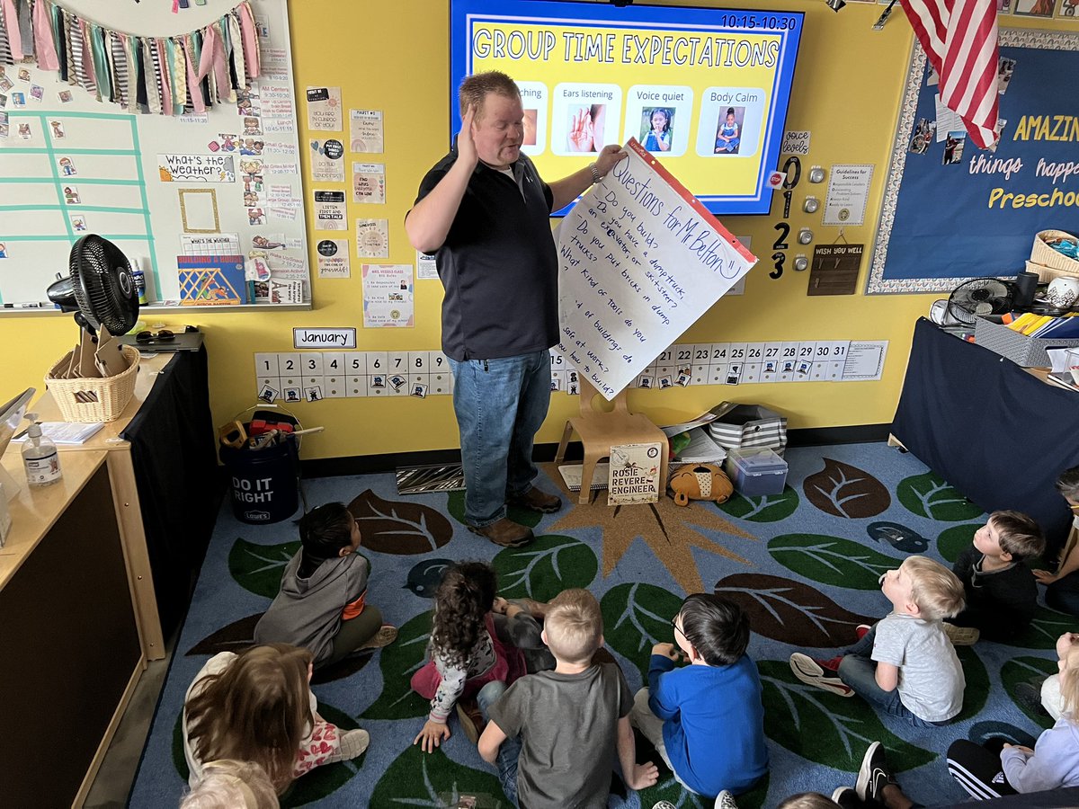 Shoutout to Mr. Belton for joining us today to help us learn more about how buildings are made! We loved it 😃 👷🏻‍♂️🏠 @ctetigers @MrsDarnell_CTE @MrsWillis_CTE  #preschool #growingourmind #buildingsunit #littlelearners