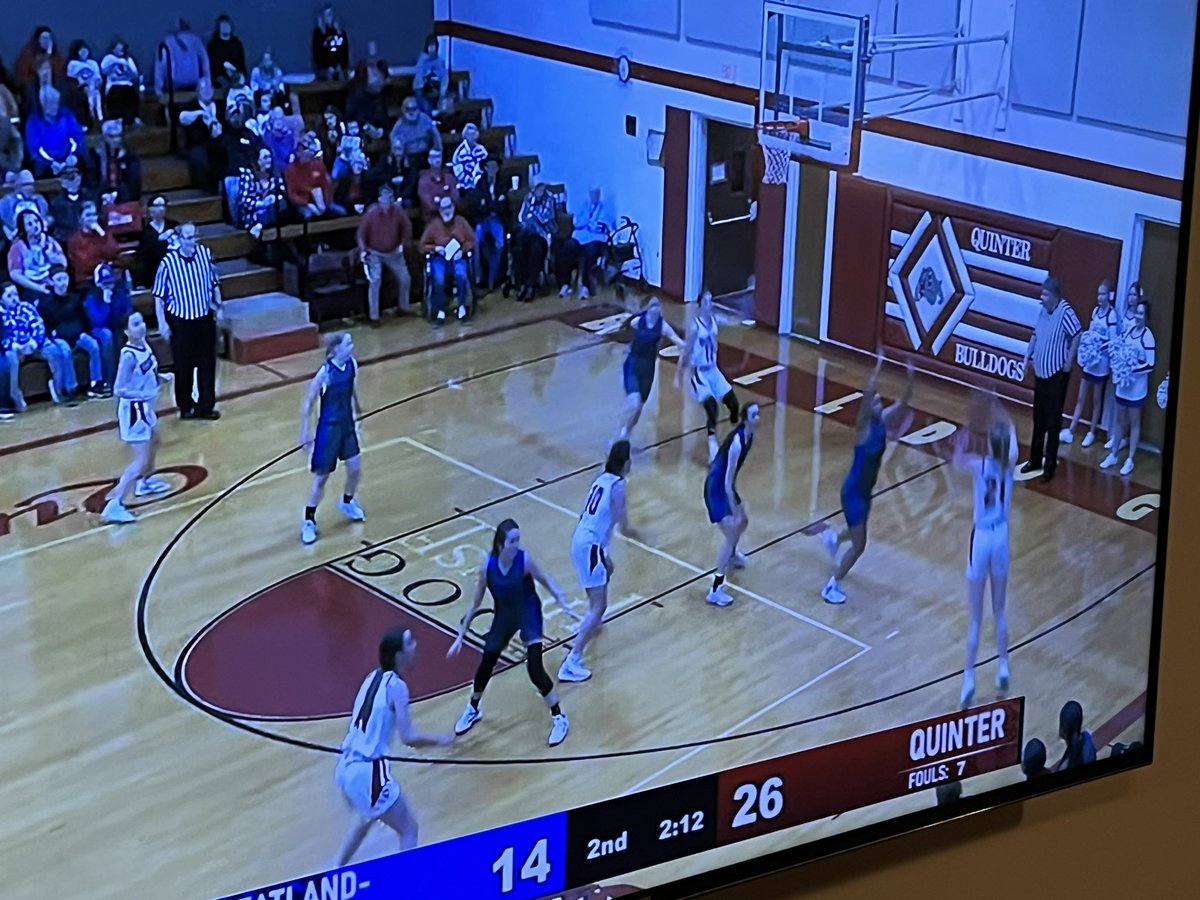 Audrey Loosvelt (@aloosvelt) on Twitter photo <a href="/YorkDukeGBB/">York Duke GBB</a> cheering on teammate <a href="/anna_briggs__/">Anna Briggs</a> !! #briggswitha3 #yorkdukes <a href="/YorkDukeGBB/">York Duke GBB</a> cheering on teammate <a href="/anna_briggs__/">Anna Briggs</a> !! #briggswitha3 #yorkdukes