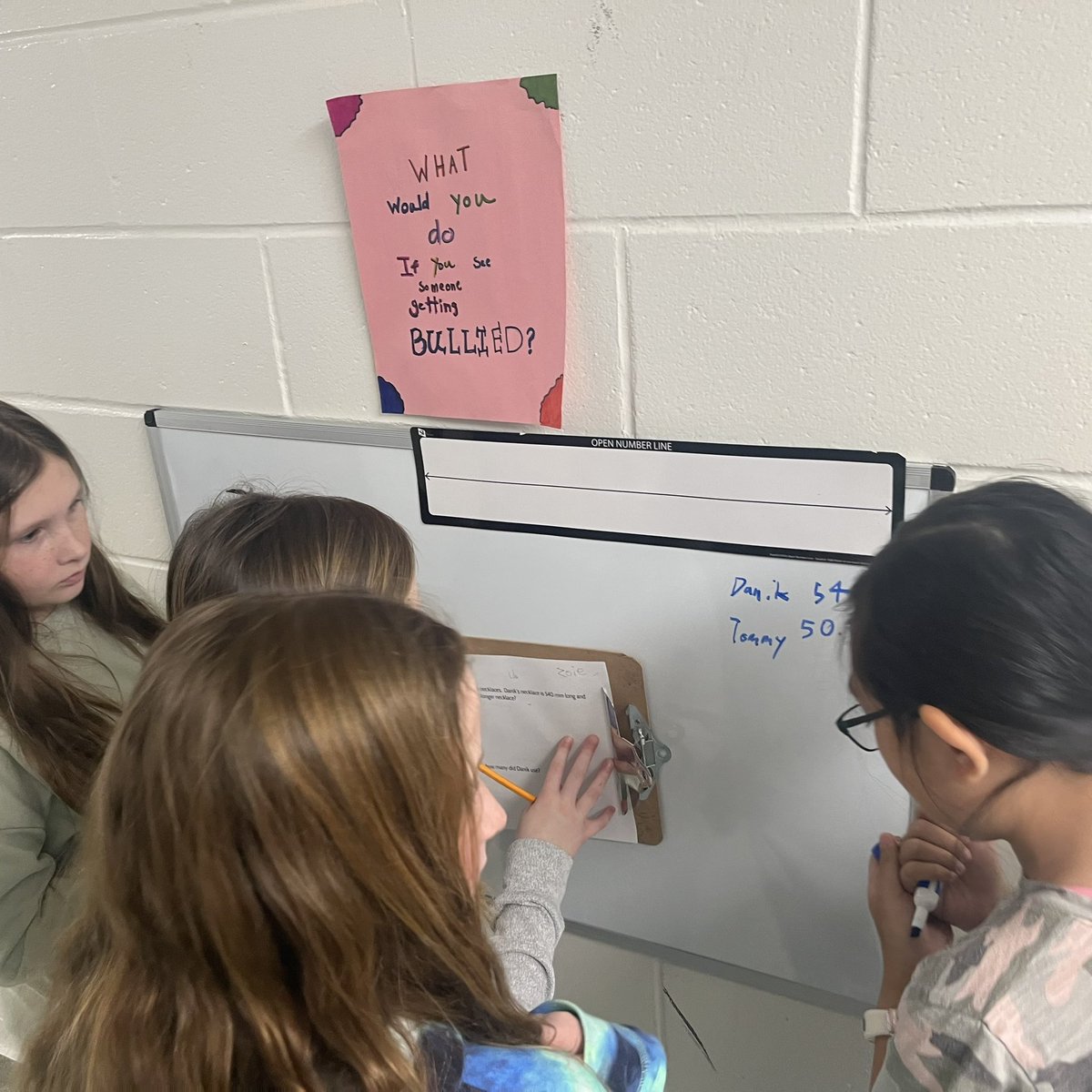 MBlaisclassroom's tweet photo. The morning Gr.5s worked in groups to collaborate & think critically on how to solve metric conversion questions. I loved hearing all the math chats - βI know the answer but I donβt know how to solve it, do you?β βI think we should start with thisβ¦βπ§π #FRAdl #ocsbDL #ocsbmath https://t.co/hCIBpwUi4z