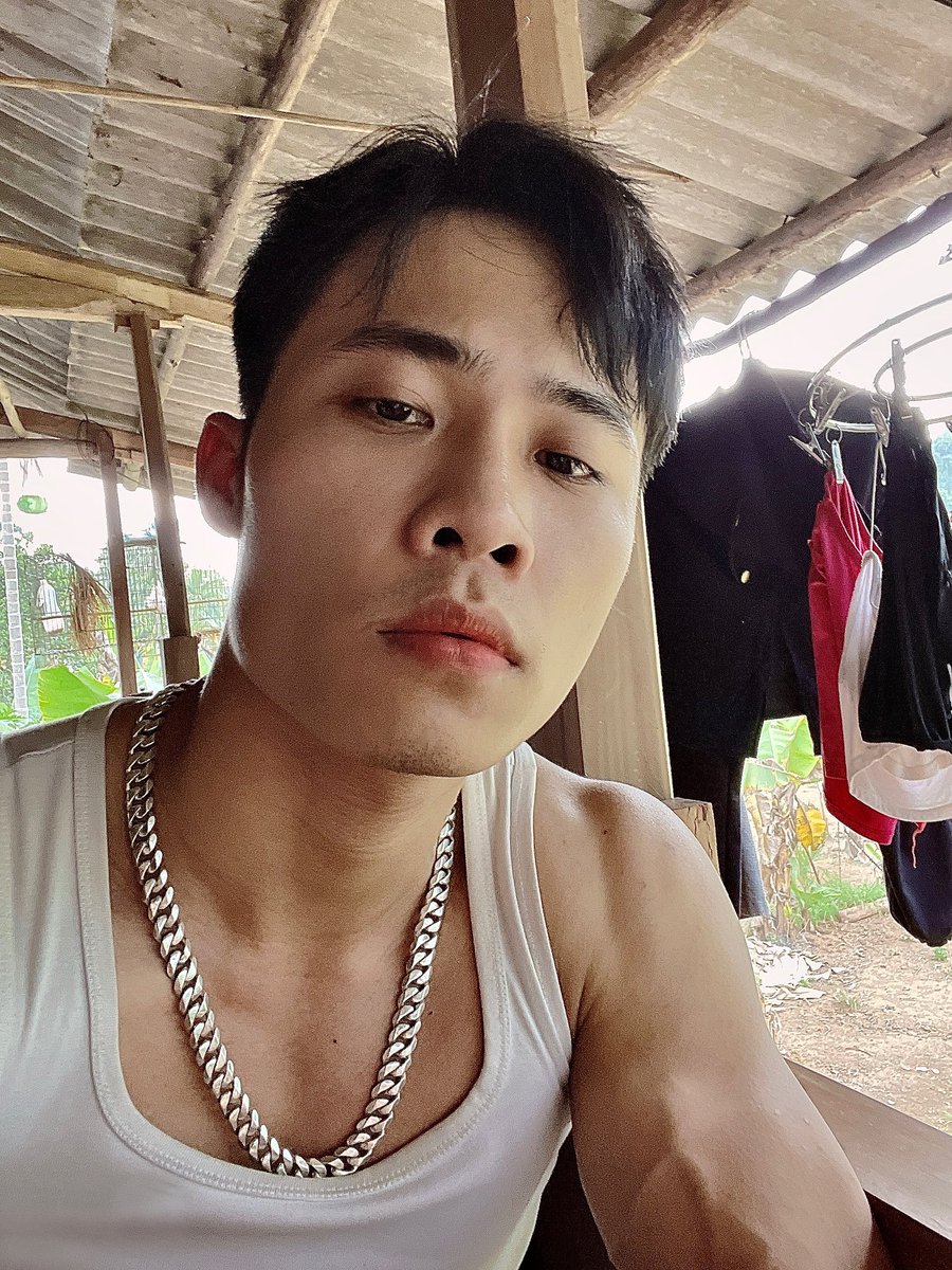 Dạo gần đây mình thấy mình già đi nhiều
