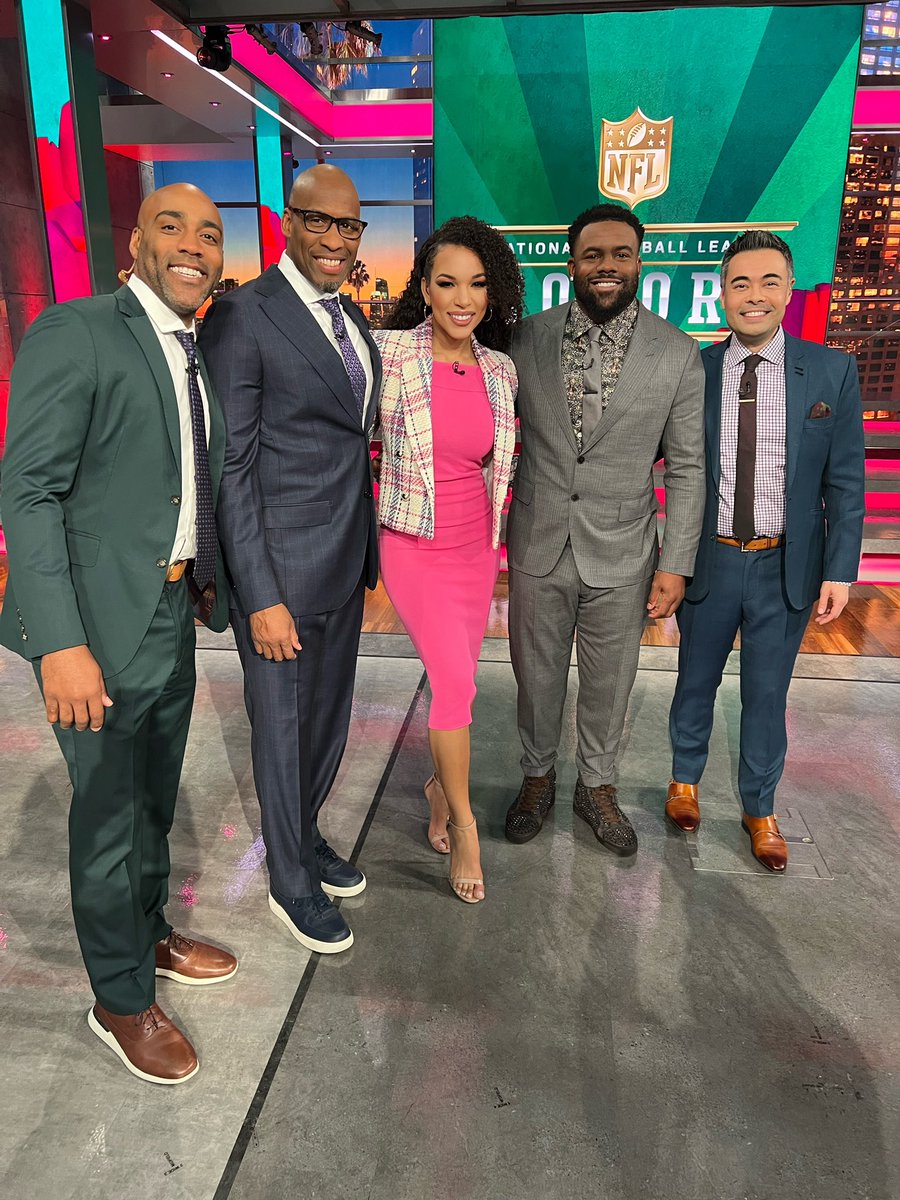 Thanks to <a href="/markingramII/">Mark Ingram II</a> for joining the <a href="/NFLTotalAccess/">NFL Total Access</a> crew today! #SuperBowlLVII <a href="/nflnetwork/">NFL Network</a>