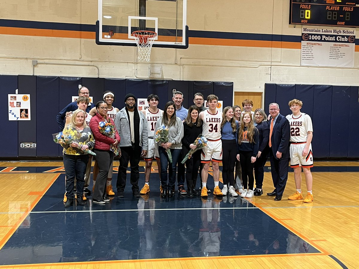 MLHS_athletics's tweet photo. Nice win on senior night for ML basketball. Thank Grace for singing the national anthem. https://t.co/hI3IbDWikq