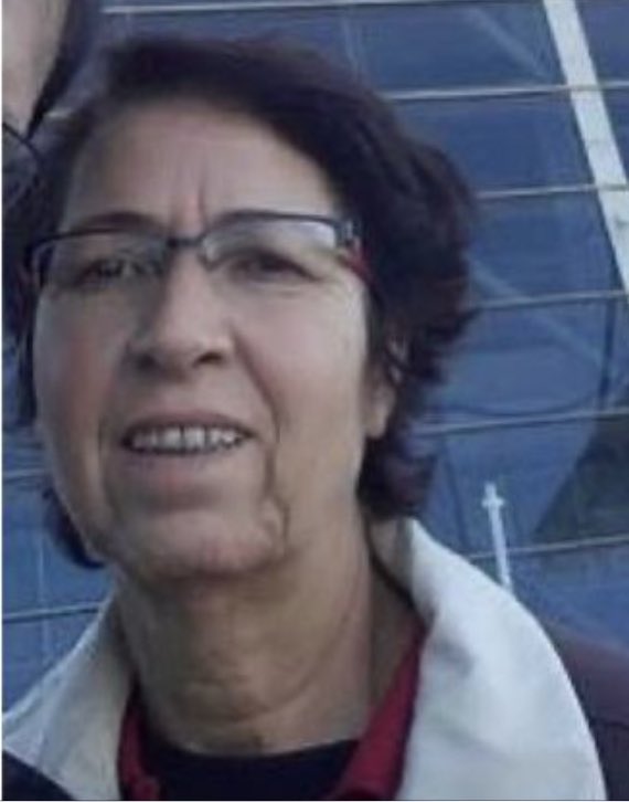 omercantopalogl's tweet photo. Annem Selma Topaloğlu 64 yaşında, Antakya’da Cebrail mah. Cumhuriyet Cad. Seçkinler apt enkazından kurtarılıp evin önündeki toplama alanına alınmış ama çıkmış ulaşamıyoruz. 05059681817 LÜTFEN PAYLAŞIN. @haluklevent @AFADBaskanlik @OguzhanUgur @HatayBSB @tutituti3T https://t.co/ZfWRtr3dgV