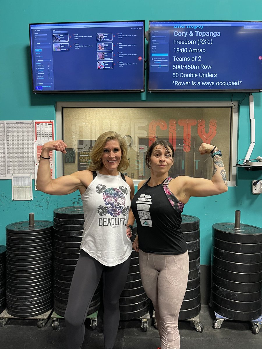 Michele Torres (@mustngprincipal) on Twitter photo <a href="/mrschiangsays/">Laura Chiang</a> @APSLZ1 <a href="/ABQschools/">APS</a> Flexin with the Associate Superintendent’s daughter! Do you recognize her <a href="/RavensRGHS/">Rio Grande Ravens</a>??? Let’s see your flex! #flexinfebruary <a href="/mrschiangsays/">Laura Chiang</a> @APSLZ1 <a href="/ABQschools/">APS</a> Flexin with the Associate Superintendent’s daughter! Do you recognize her <a href="/RavensRGHS/">Rio Grande Ravens</a>??? Let’s see your flex! #flexinfebruary
