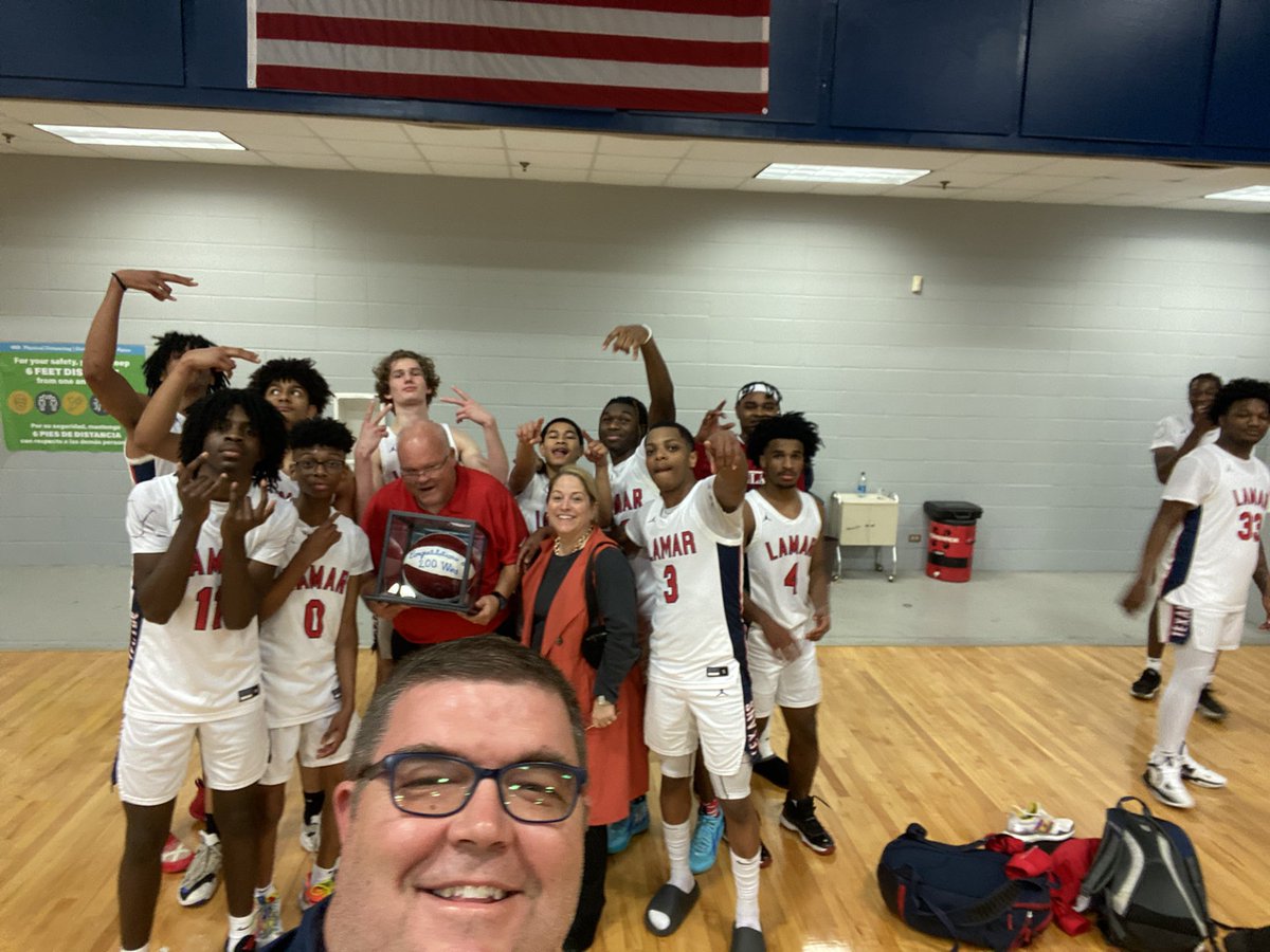 LamarTexansFB's tweet photo. Congrats to Coach Van Dusen on his 200th career victory tonight! Great job Dusey! @lamartexansbas1 @lamarlifeonline @HISDAthletics https://t.co/fiTTGR9b77
