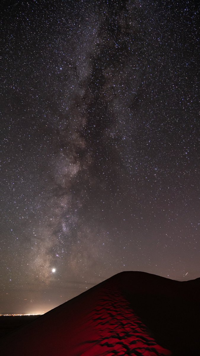 Fr33Water's tweet photo. Here are some of my favorite stills from the project… #astro #Astrophotography #longexposure #outtherecolorado #sanddunes https://t.co/F8rI8iibN5