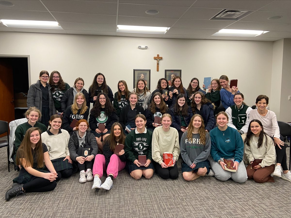 FGRHSAA's tweet photo. Every Tuesday since the fall, FGR girls have gathered before school for Bible Study with Be Love and Renewal Ministries. Making their way through the Old Testament, the girls continue their study of Ruth, examining the relationship between Boaz and Ruth.
#intentionaldiscipleship https://t.co/xdulhpDaqm