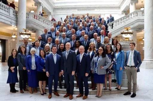 Belmont4Utah's tweet photo. From what I can tell, the only substantive things that came out of #waterweek were this photo and a press release.
We need better leaders and a more balanced government. #aLittleLessTalkandALOTmoreAction #utpol https://t.co/NW326ood0P