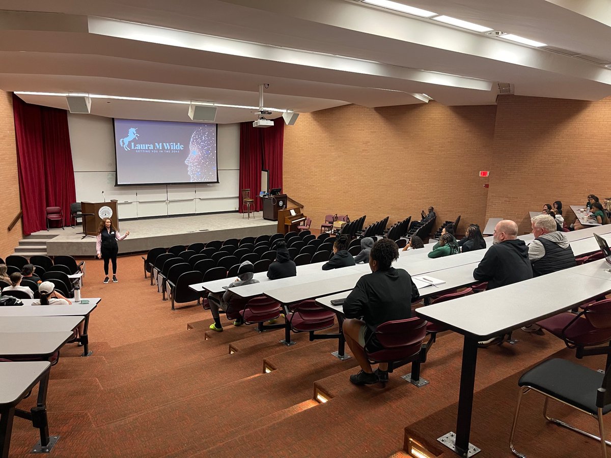 Thank you to mental performance coach Dr Laura M Wilde for our February HPT lecture series. Tonight’s topic: “Getting in the Zone, the Flow State”. Insightful information for our student-athletes. Thank you to everyone who attended. See you at next months lecture