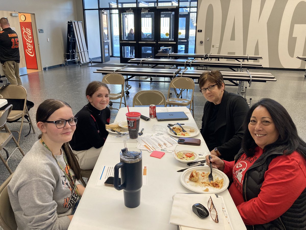 KDFIREDUP's tweet photo. Night four with the Oak Grove CSIP team. This is been a fun and student-centered group. It’s always difficult to say goodbye to these teams because they care so much about their school districts. Warms my ❤️ #WeGetTo #ChasingGreatness #Win2023 https://t.co/LGY5ZS0qyE