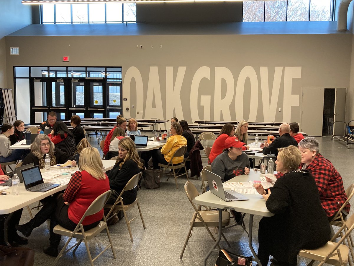 KDFIREDUP's tweet photo. Night four with the Oak Grove CSIP team. This is been a fun and student-centered group. It’s always difficult to say goodbye to these teams because they care so much about their school districts. Warms my ❤️ #WeGetTo #ChasingGreatness #Win2023 https://t.co/LGY5ZS0qyE
