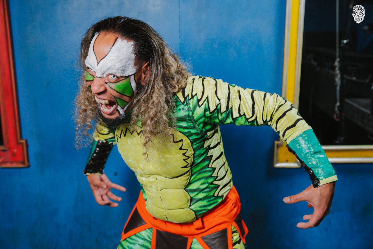 ChupyChupy's tweet photo. #Goodtimes backstage at @HOODSLAM in San Francisco 2/5/23 - @mashaslamovich
📸 x @Luchatographer
https://t.co/vpyYJp2Zwx
#ProWrestler #ProWrestling #ProfesionalWrestling #HOODSLAM #FTF #ThisIsREAL #WWE #IMPACTWRESTLING #AllEliteWrestling #ROH #MexicanWerewolf #ElChupacabra https://t.co/NrrblxKxDK