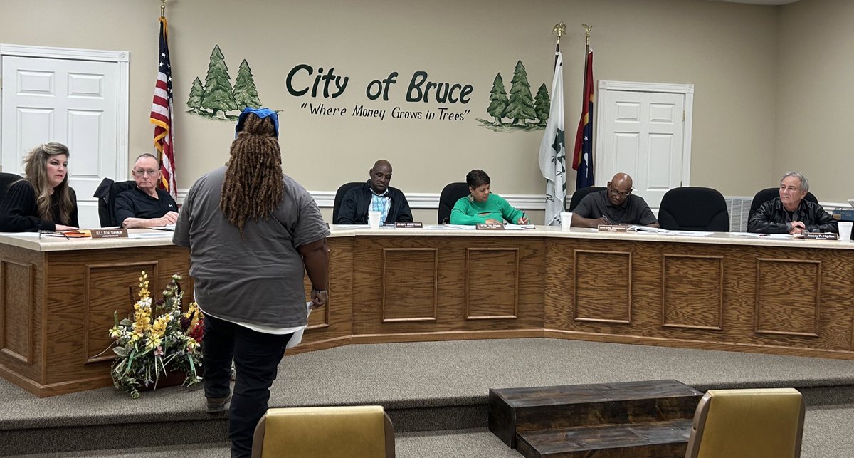 Calhoun Co. Journal on Twitter "Cheyenne Thomas speaking to Bruce town