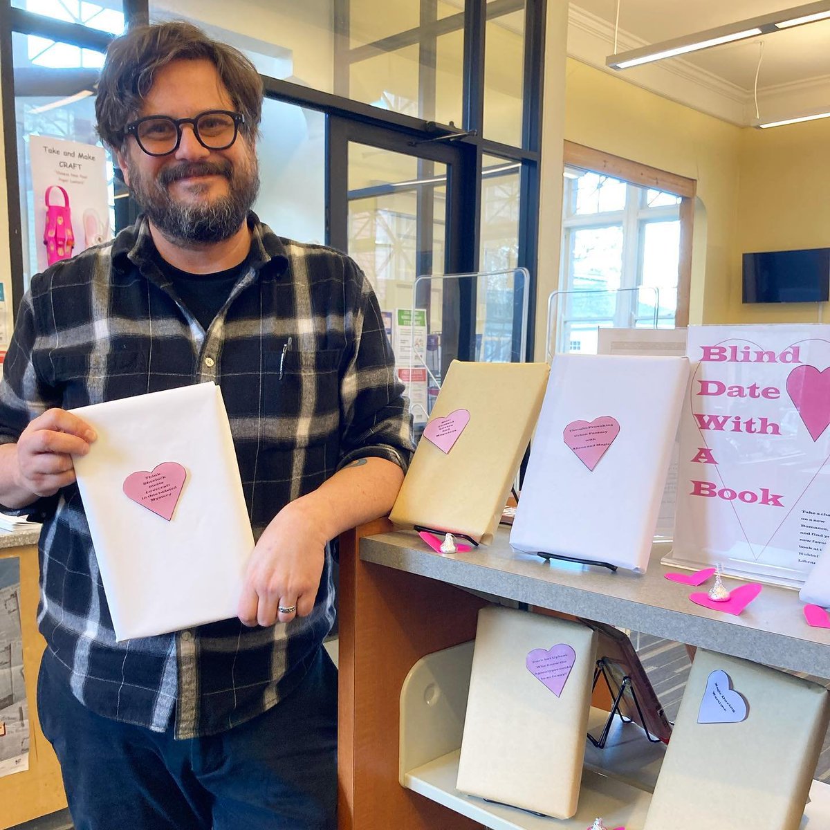 NOLA Public Library tweet media