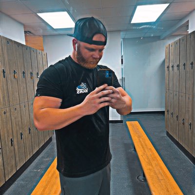 ChandlerKite's tweet photo. #NewProfilePic https://t.co/CSnjGsXCSD
