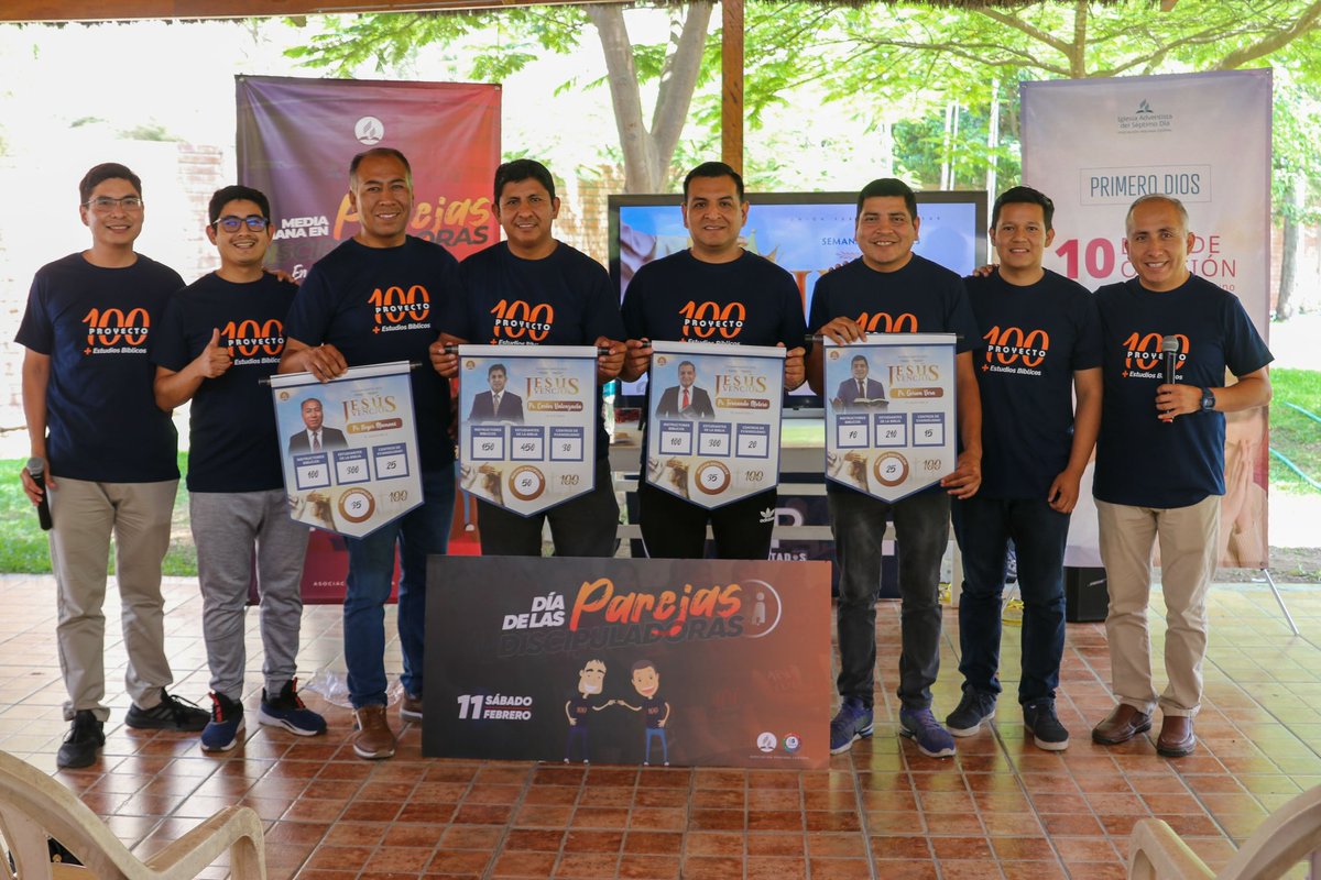 FernandoRojas16's tweet photo. #AtréveteAPedirMás 

COMPROMISO TOTAL del cuerpo pastoral para tener más instructores bíblicos para dar más estudios bíblicos, rumbo a Semana Santa.  

#Proyecto100 será la forma cómo vamos a movilizar a toda la feligresía. 

Vamos juntos y #CONECTADOS🔌
@BogerJr 
@EnzoChavez https://t.co/juaReHx54x
