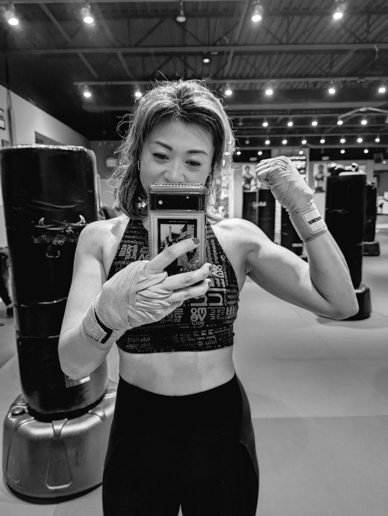 I'm super tired today. Went to the gym after work for #StrengthTraining, then #kickboxing on the evening...but look at the results. #NoPainNoGain 😜
#runner #runners #running #weightlifting #muscleisnewsexy #gain #FitnessMotivation #fitnessbody #FitnessMatters #FitnessGoals