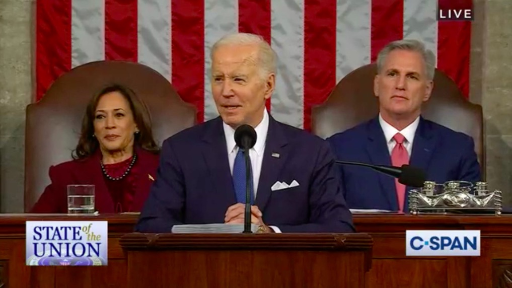 citizensclimate's tweet photo. At the State of the Union, #PresidentBiden said,  "The #InflationReductionAct is the most significant investment in #ClimateChange ever."

He went on to say: "Let's face reality. The climate crisis doesn't care if you're in a red or a blue state." https://t.co/rYJXIuNAsX