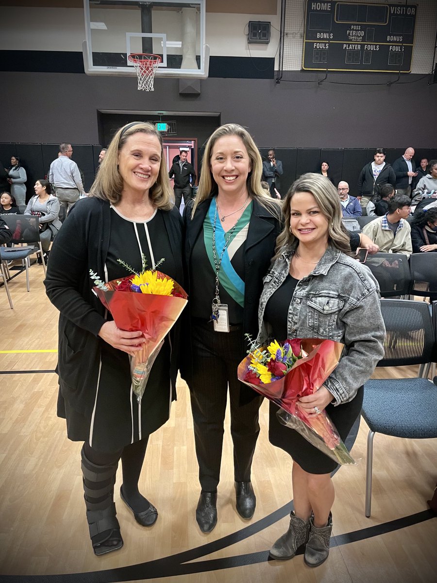 ⁦<a href="/ValVerdeE_VVUSD/">ValVerdeE_VVUSD</a>⁩ is blessed with TWO of our district Employees of the Year. Congratulations, Counselor Jonnie Thomas and Teacher Kelly Mansfield being recognized at tonight’s district board meeting! ⁦@ValVerdeUSD⁩