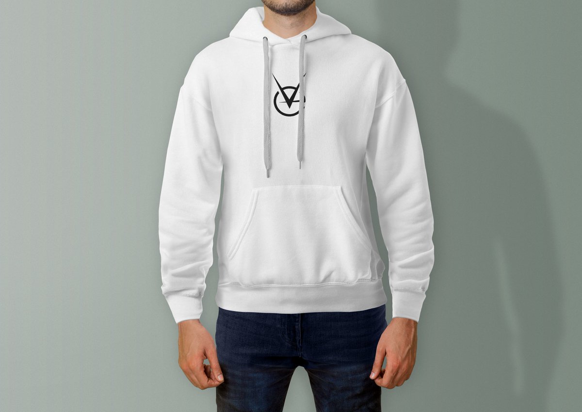 For those of you who have missed the announcement, i revealed my new brand logo!  Shoutout to @heyoceana_ for her excellent work, i am very happy and excited for things to come :3 

Merch shop has been updated and it's looking goooooooood ❤️