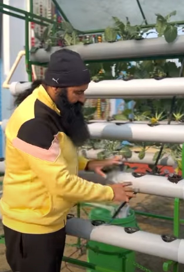 POOJAMAVI11's tweet image. Learn from Saint Dr Gurmeet Ram Rahim Singh Ji lnsan how farming can be done at home without land using minimum water.
#AdvancedFarming
#OrganicFarming
#OnlineGurukul
#SaintDrMSG
#SaintDrMSGInsan
#BabaRamRahim
#DeraSachaSauda
#SaintDrGurmeetRamRahimSinghJi
#GurmeetRamRahim