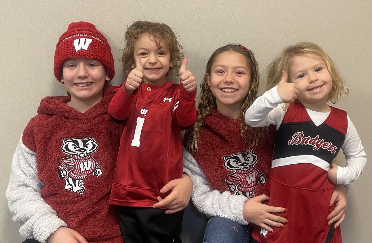 Phil Longo (@CoachPhilLongo) on Twitter photo 2023-02-08 02:26:50 🟥⬜️ Four more Badger Football fanatics counting down the days till kick-off!!! 207 Days and counting!!! #BadgerNation #OnWisconsin #TheJourneyContinues #UWFootball 🟥⬜️ Four more Badger Football fanatics counting down the days till kick-off!!! 207 Days and counting!!! #BadgerNation #OnWisconsin #TheJourneyContinues #UWFootball