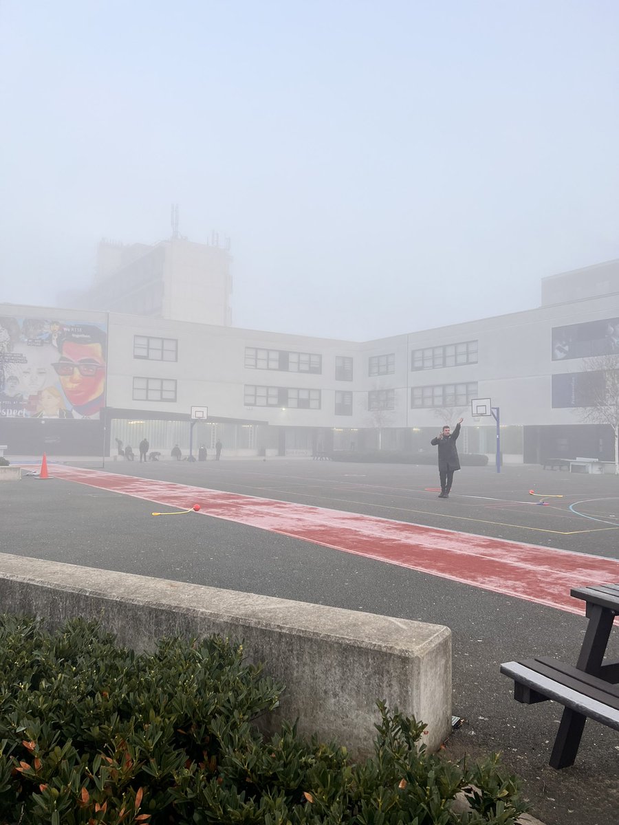 ArkGlobeAcademy's tweet image. Fog or no fog, lessons shall continue! 
A lesson in not just Hammer Throw but resilience as students made an early Monday Morning start to practice their throwing skills! 

#hammerthrow 
#creatingchampions 
#earlymorning
#pelessons 
@ArkGlobeAcademy @ArkSchools @MattJones_Globe