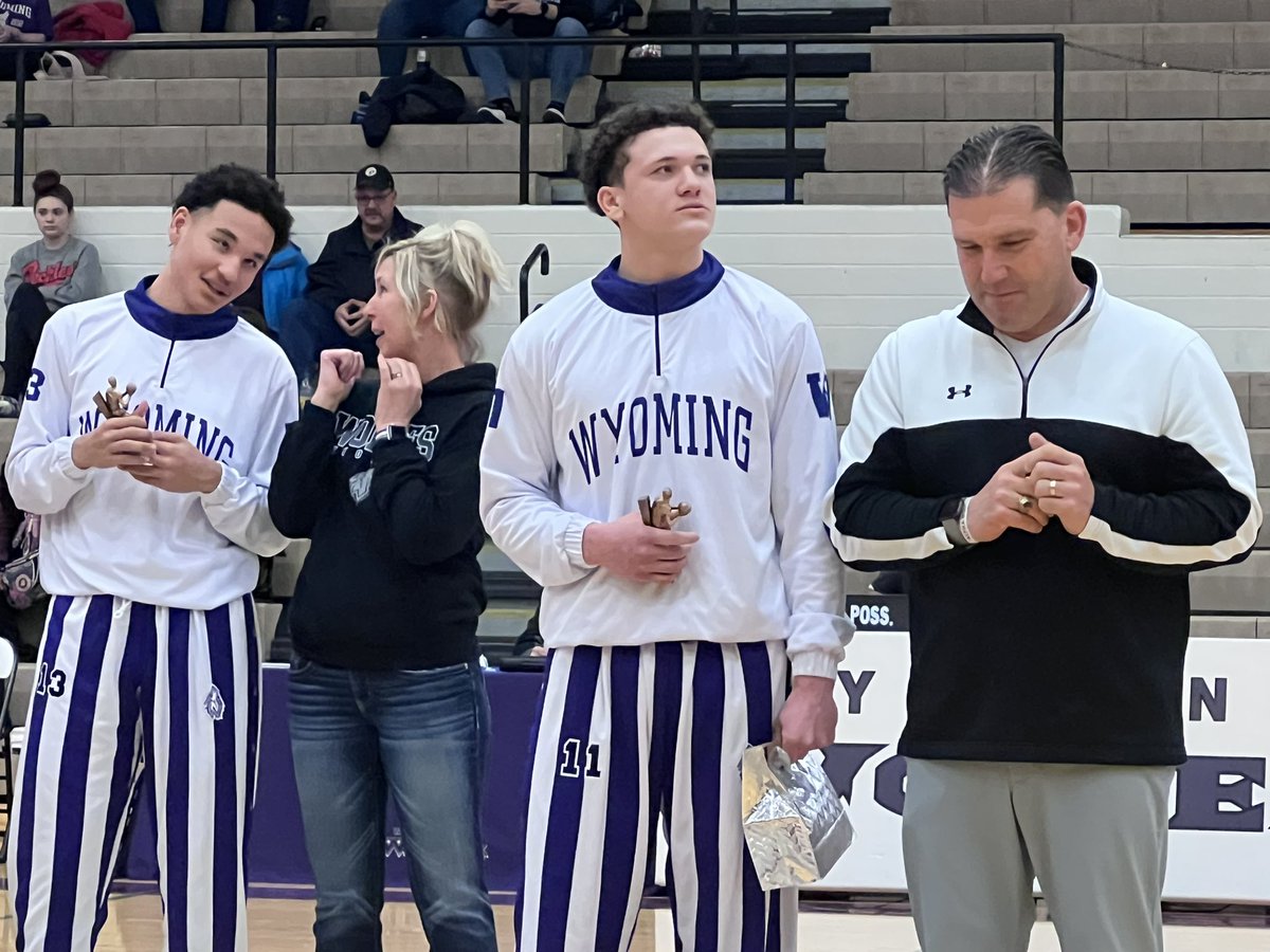 WyomingWolves's tweet photo. Wyoming teachers are the BEST! Tonight we celebrate their tremendous skill and expertise at the Varsity basketball game. Teacher Appreciation Night. https://t.co/Iou37QVXrP