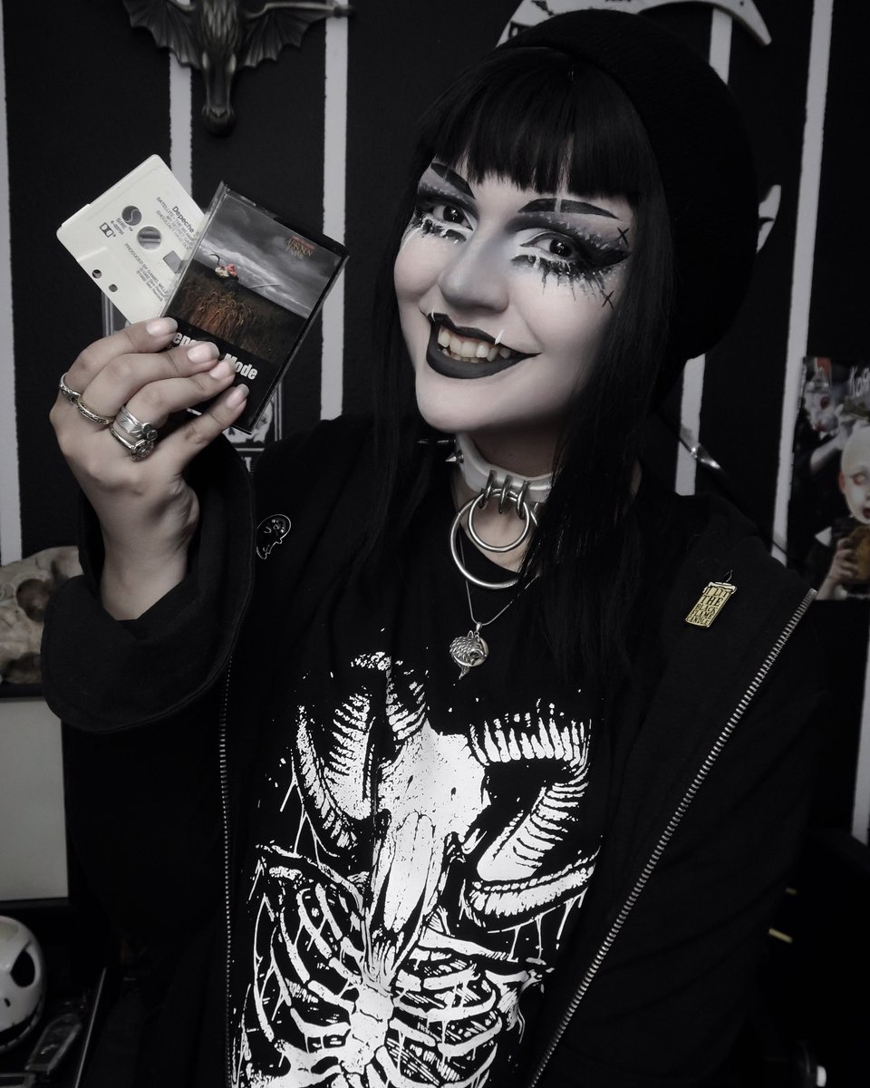 willowitcher's tweet image. I 🖤 Cassettes