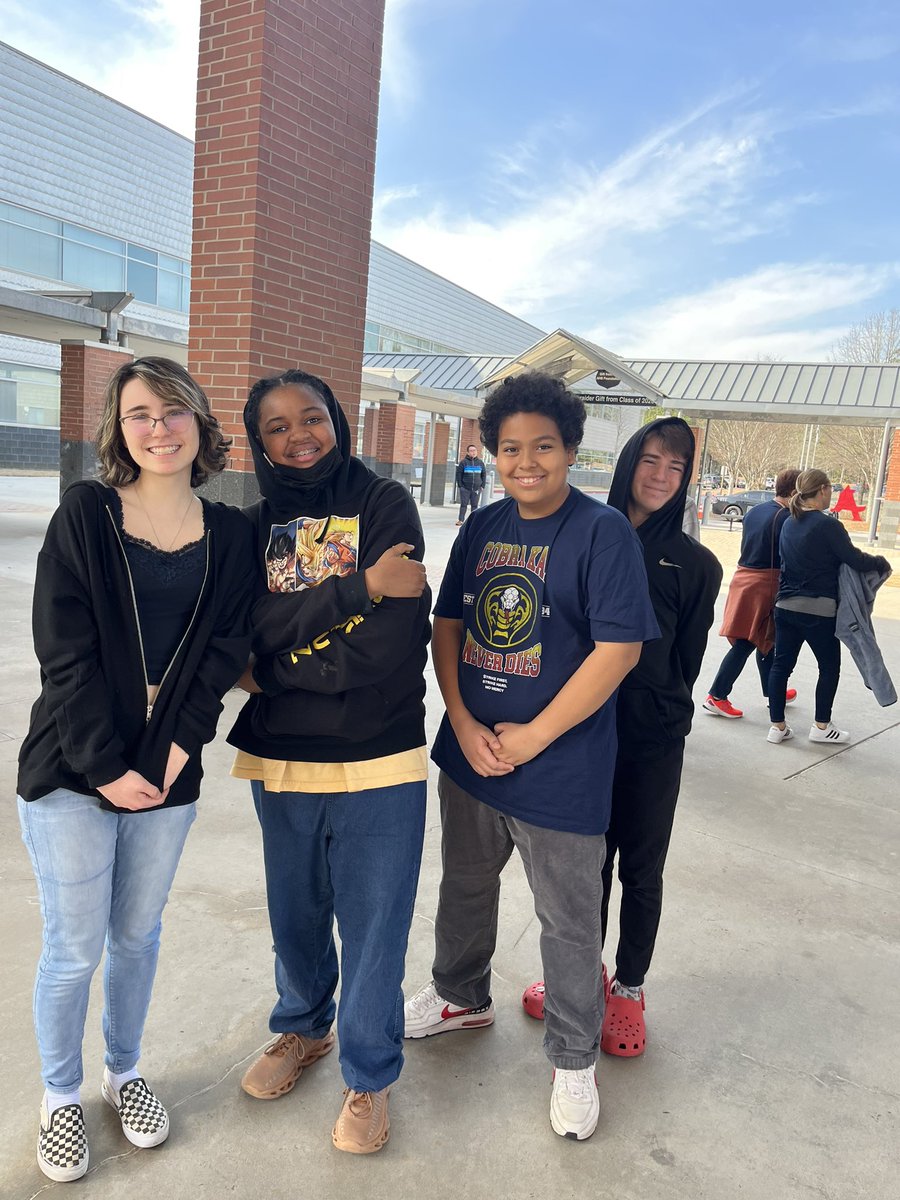 amberbeancarr's tweet photo. Our WBMS 8th graders eager to become R.I.C.H Raiders #AHStour #2027 @WBMSprincipal https://t.co/DiQGyYIvqa