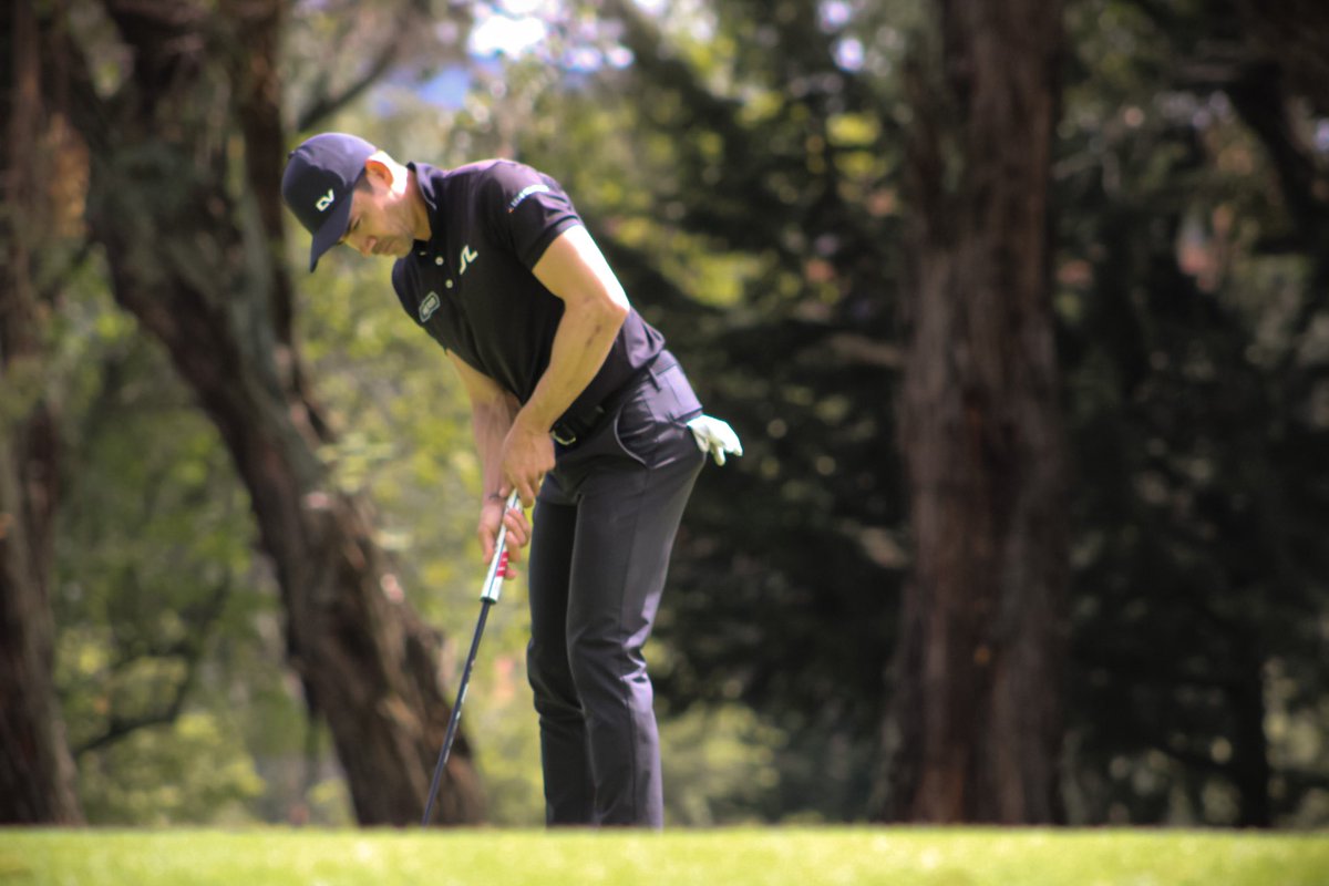 NacionGolf's tweet photo. Estar al lado de Camilo Villegas en una ronda de práctica. Algo fuera de lo común y que, para nuestro trabajo, es completamente emocionante. https://t.co/FIaLqh44w7