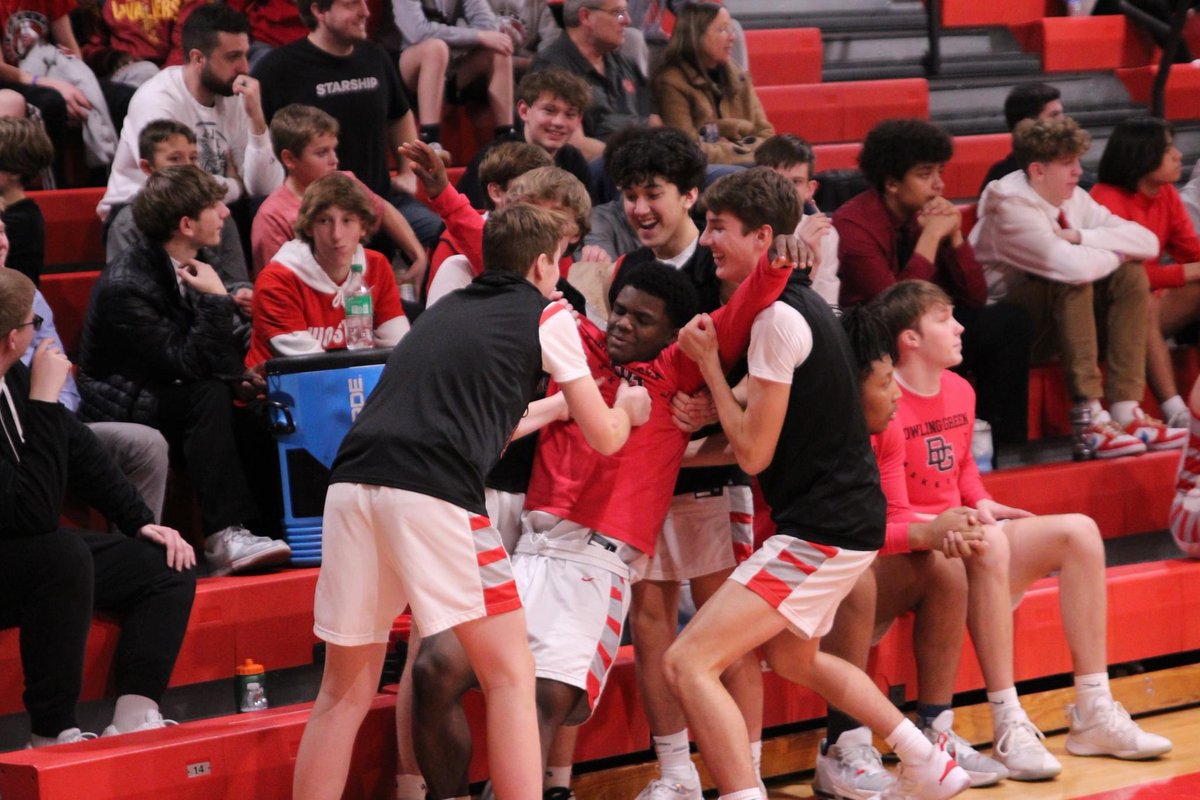 SpeechBGCS's tweet photo. Down 15 and came back and got the W!! The Bobcats got resuscitated! @BGBoysBball https://t.co/ocMsSjnl9u