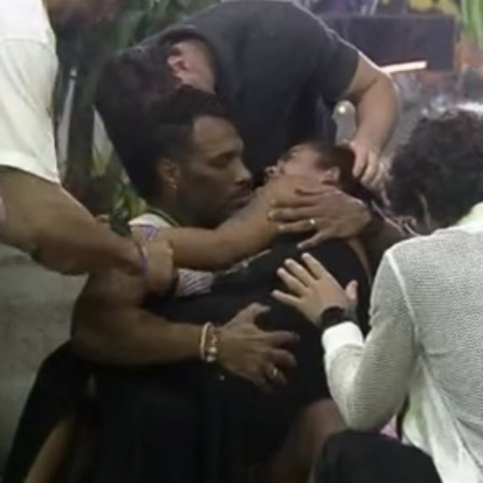 centralreality's tweet photo. Eu assim depois que a Tina sair pela porta #BBB23 https://t.co/igeQMrdnui