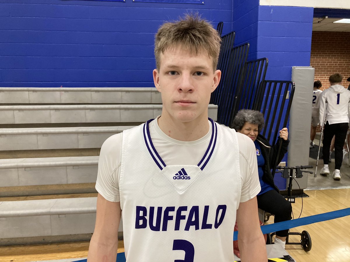 RyanJamesMN's tweet photo. Buffalo 81 Minnetonka 75 final.

B: Nate Dahl 38pt/6rbs (12-21fg, 10-12ft, 4 3s), Grady Guida 14pt/6rb/6ast (4-11fg), Brody Wishart 10pt (4-8fg)

M: Andy Stefonowicz 27pt/8rb/6ast (6-13fg 4 3s 10-11ft), Duke Richardson 15pt (5-8fg, 5-6ft), Alex Jones 11p/5rb, Jordan Cain 11pt https://t.co/7J5oJmoWrH