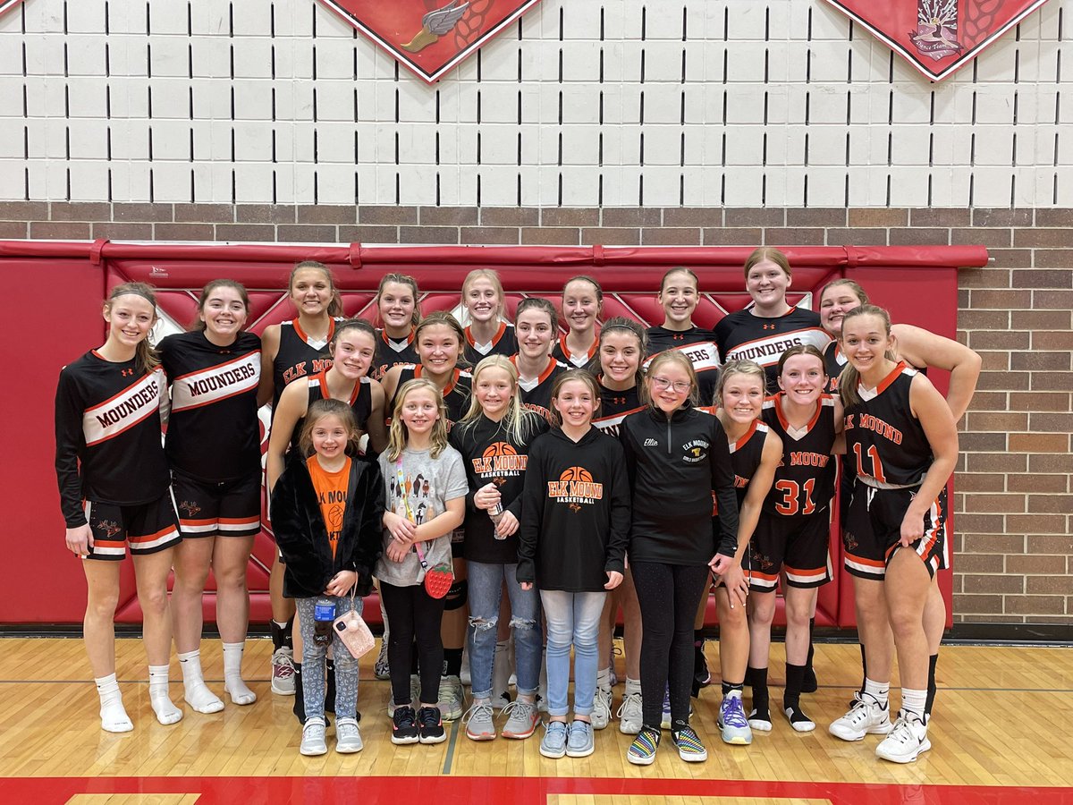 Elk Mound Girls Basketball tweet media