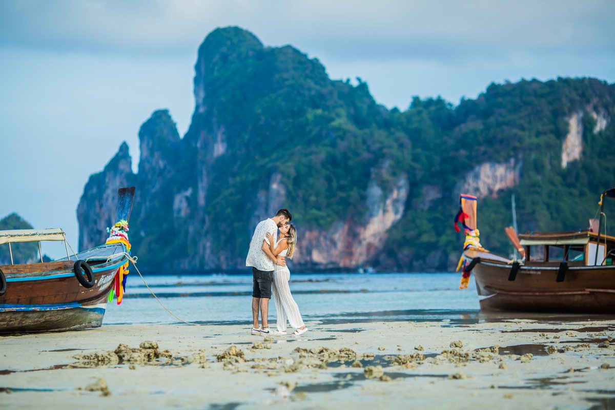 phuketimage's tweet photo. We're professional and affordable wedding &amp; lifestyle photography services in Phuket and Koh Phi Phi. We're provide honeymoon, pre-wedding, marriage proposal, family.
https://t.co/OfzjUYWZzv
https://t.co/els1uDlN88

WhatsApp: +94 5353 644
#phuketphotographer #phuketwedding https://t.co/CoegL34KNA